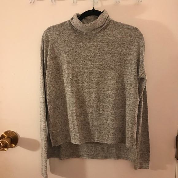 Grey turtleneck sweater from abicrombie and fitch - Picture 1 of 5
